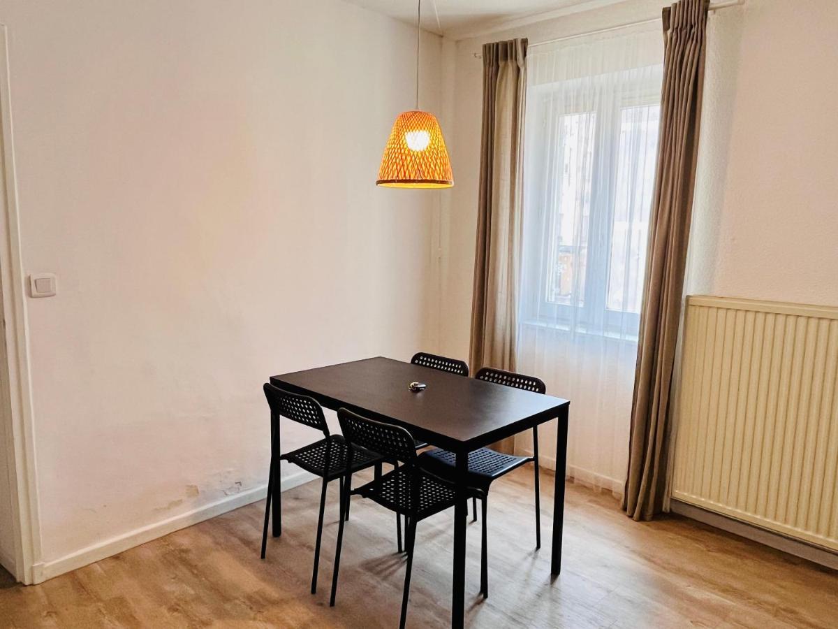 Apartment 50M2-Free Private Parking-Self Check In !! Appartement 50M2 Intramuros-Parking Prive Gratuit-Arrivee Autonome!! アヴィニョン エクステリア 写真